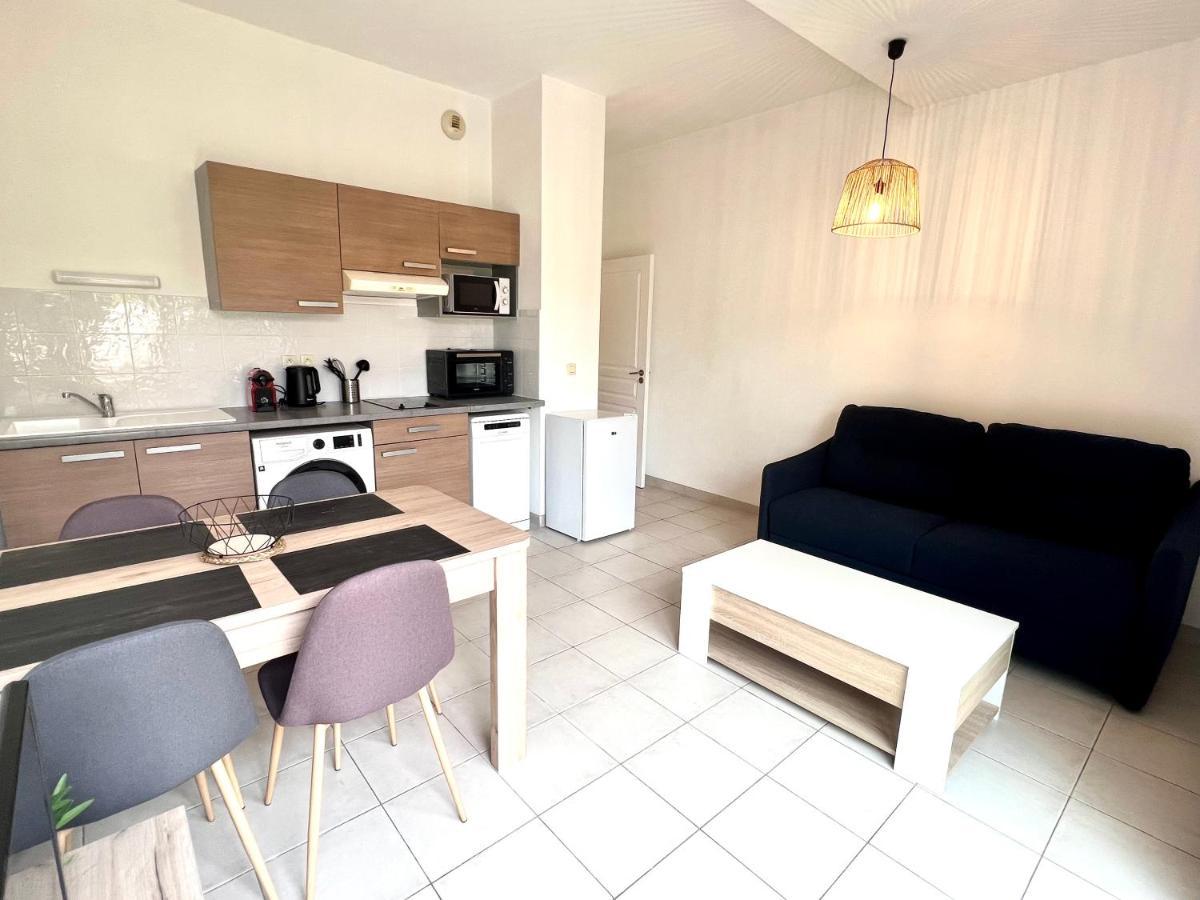 Lrx-0049 - Appartement Avec Exterieur Aytré Екстериор снимка